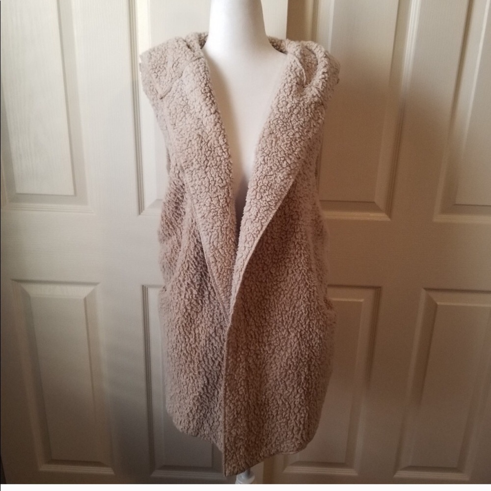 Love Tree Fall Oatmeal Soft Faux Sheepskin Vest